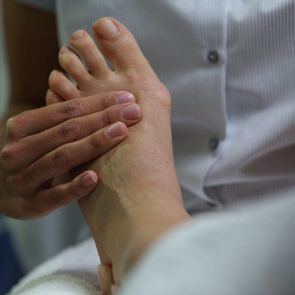 Clinical reflexology