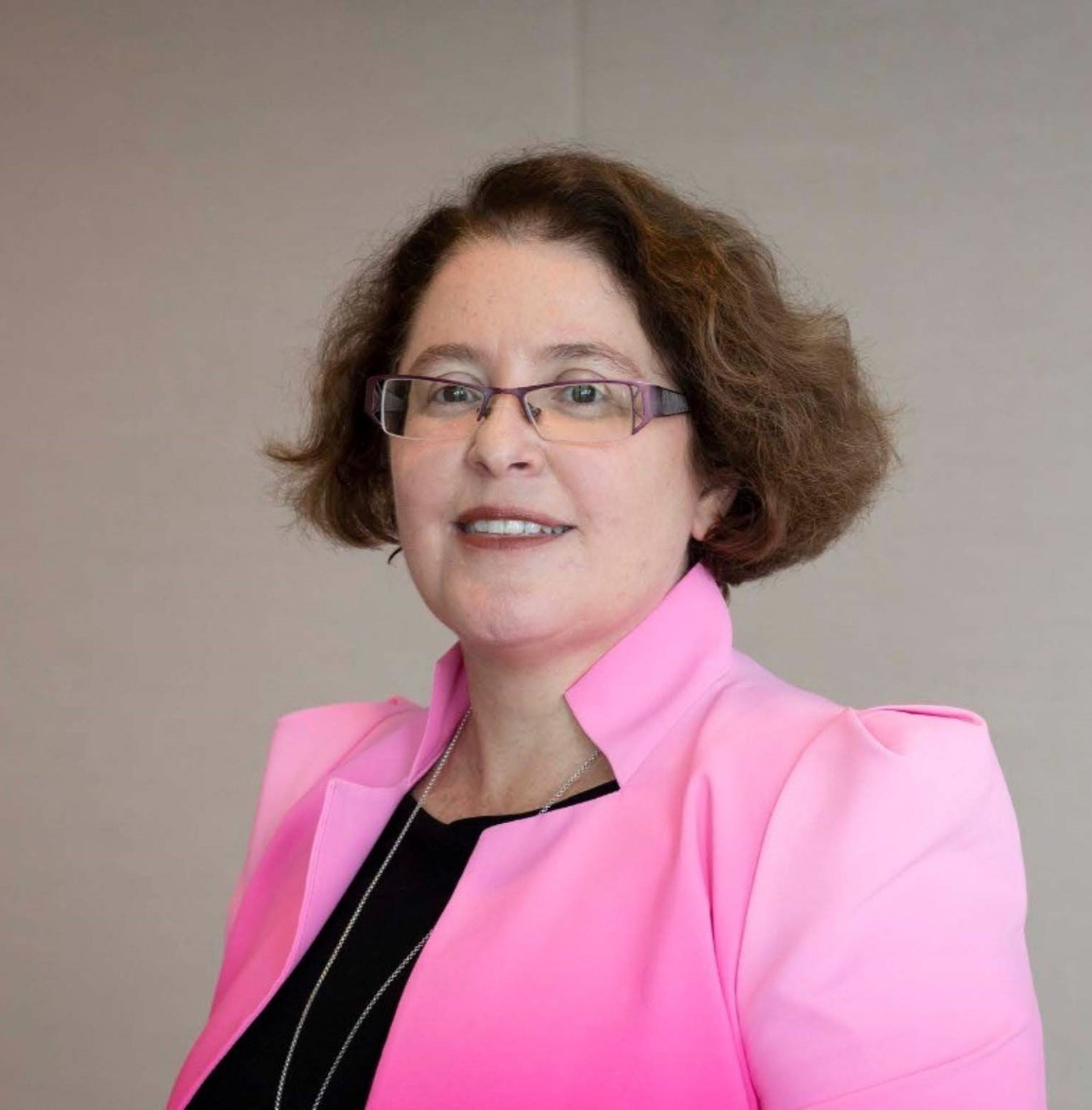 Prof Lisa Horvath